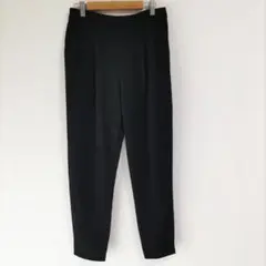 〈ユニクロ〉ジョガーパンツ　黒　スラックス　綺麗め　М