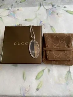 新品 GUCCI オーバルタグネックレス