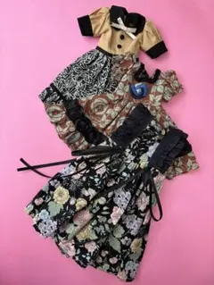 Item thumbnail for item 9787566d-e2f1-4e1a-8aae-bd982986e14c