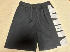 Item thumbnail for item 0bbdef58-68ca-43bb-94b3-f0e173f3e89d