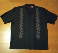 ブラック！花柄刺繍シャツ