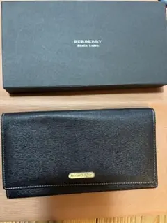 BURBERRY 二つ折り財布 ブラック