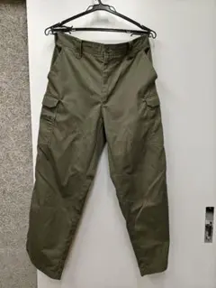 カーゴパンツ　オリーブ　2着まとめ売りです