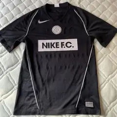 NIKE FC テイシヤツ 黒
