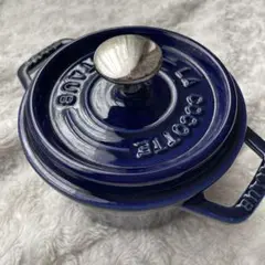 Item thumbnail for item d83fbd35-ce8a-4c21-b1cd-7bf45a6f6a24