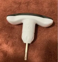 テーラーメイドゴルフ　レンチ