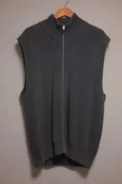 Item thumbnail for item e6bc4a03-7f99-46aa-a8a5-9b61f8378fc8