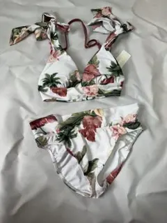 LAULEA ショルダーリボンビキニ