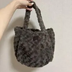 Item thumbnail for item 8ea275d5-1538-48f0-bc94-ff4a37fd1e44