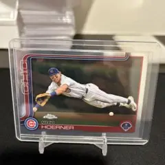 Nico Hoerner Topps Chrome カード