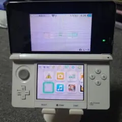 美品　Nintendo 3DS ホワイト 本体