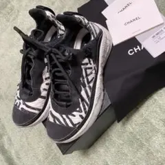 CHANEL スニーカー
