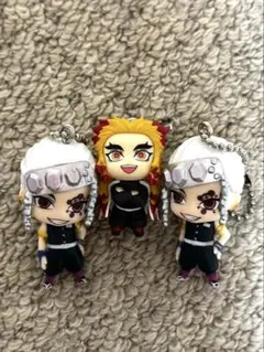 鬼滅の刃　キャラクターキーホルダー3個セット