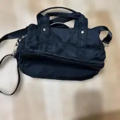 ナイロン製黒マザーズバッグ ショルダー付き