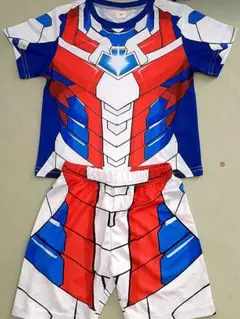 戦隊モノ 上下セット Tシャツ ハーフパンツ 120 パジャマ