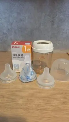 Pigeon 母乳実感 哺乳瓶セット Sサイズ・Mサイズ