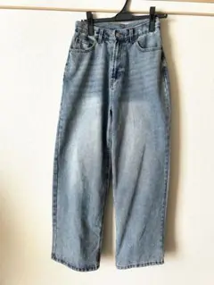 デニムパンツ　美品