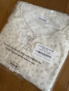 Item thumbnail for item 2d7b0884-225e-4a78-a7eb-d40287625897