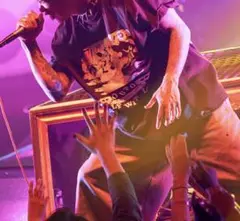 OUTO HALF WIT LIFE Tシャツ DIR EN GREY 京 着用