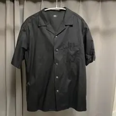 新品　ユニクロ　半袖シャツ
