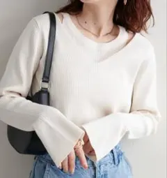 Item thumbnail for item 37130684-6e06-4d75-8b4d-105afe4071a9