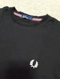 フレッドペリー　 ロゴ刺繍　Tシャツ　ブラック