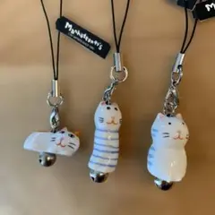マンハッタナーズ　陶器製　ネコちゃんストラップとチャーム