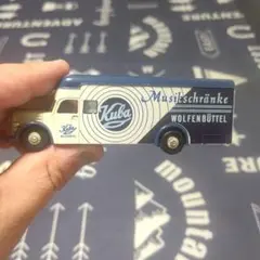 Item thumbnail for item 4026fd3f-73c4-4e73-a3a4-7aefbbff0a09