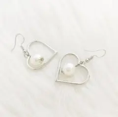 Item thumbnail for item 5c0504aa-40e5-4c88-962c-247b25c6ecff