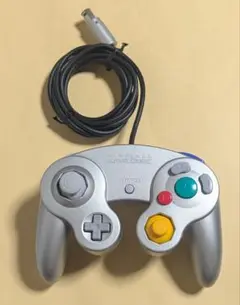 ゲームキューブコントローラー シルバー