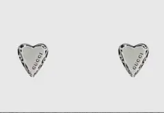 GUCCI 両耳ピアス　ハート