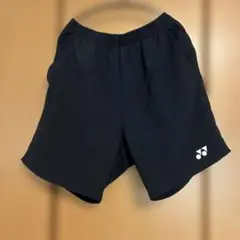 ヨネックス 黒 ショートパンツ　M