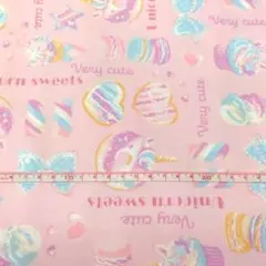 クラシカルモダン生地　ゆめかわユニコーンスイーツ柄