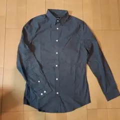 ダークブルーのドット柄ボタンダウンシャツ