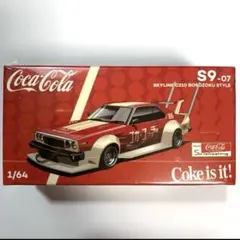 POPRACEスカイラインC210 1/64街道ハウス ミニカー コカコーラ