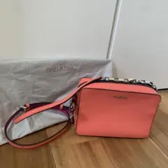 Calvin Klein ピンク クロスボディバッグ　ミニショルダーバック