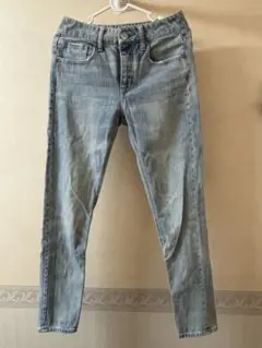アメリカンイーグル　デニムパンツ　ローライズ