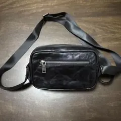 本革ショルダーバッグ