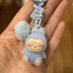 ラブブ らぶぶ Labubu キーホルダー ライトブルー 大人気 残り僅か