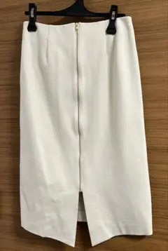 未使用品！Loungedress タイトスカー　アイボリー　M