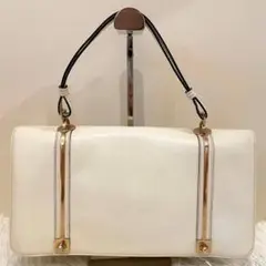 入手困難⭐️ロエベ ターンロック フラップ型 ハンドバッグ レザー ホワイト