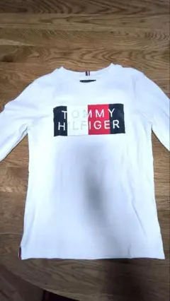 ❁TOMMY HILFIGER❁ ロンT　 152