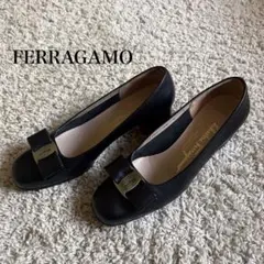 【美品】Ferragamo 23.5 ヴァラ 黒 6c シルバー リペア済み