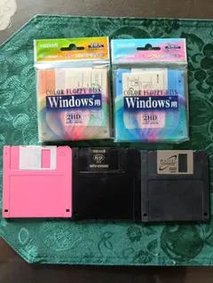 フロッピーディスク　新品2枚　（中身未確認）中古3枚