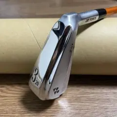 Item thumbnail for item 5adbf2f3-31d8-420e-91b5-cbd56bf68bf5