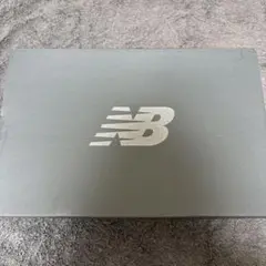 ニューバランス　空き箱