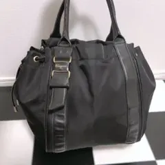 《美品》Ferragamo(フェラガモ)ハンドバッグ