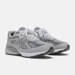 New Balance 990v4