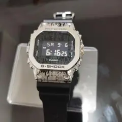 Item thumbnail for item 753e6075-3f38-43e0-aed9-df007eda5f14