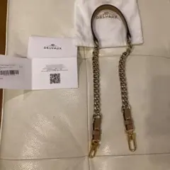 デルボー　パン　ストラップ